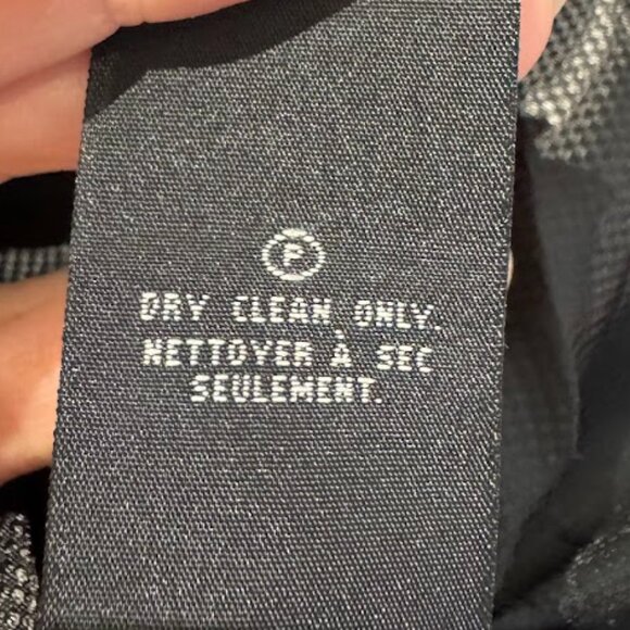 RW&CO Black Stretch Lining Blazer - Size 6 - Picture 6 of 6